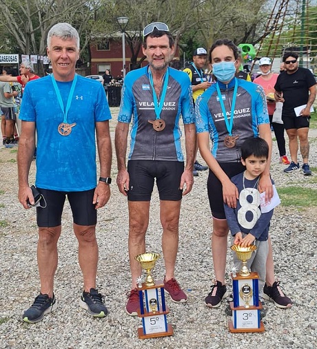 242334753_1919042554943758_5677307614374462624_n (2).jpg