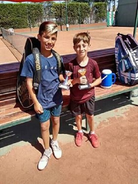 78325669_2582628851956467_1955494284836732928_n (1).jpg