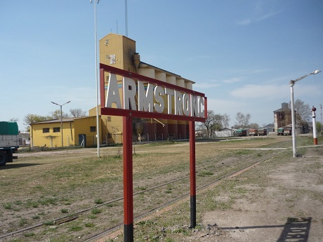 Armstrong _santa_fe.jpg