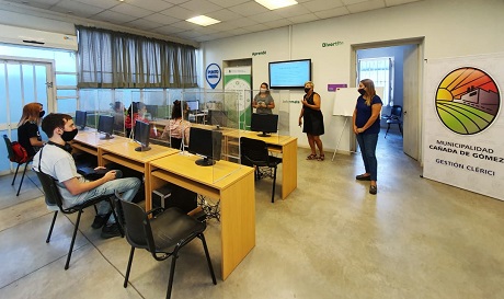 WhatsApp Image 2021-01-22 at 12.10.04[9297].jpg